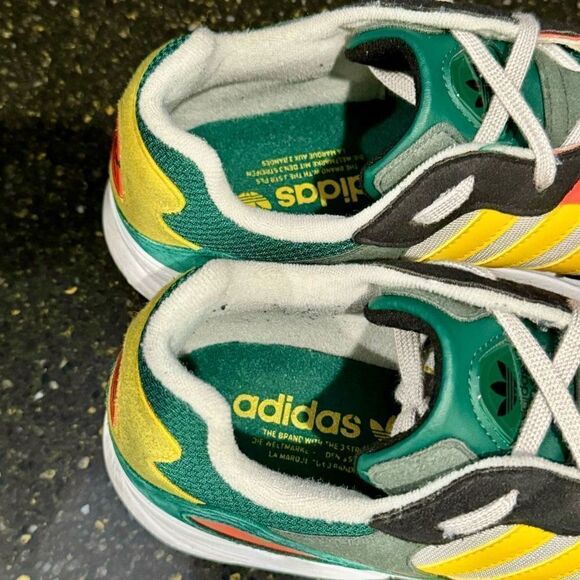 Adidas Yung-96 Bold Gold Sneakers. Size 10.